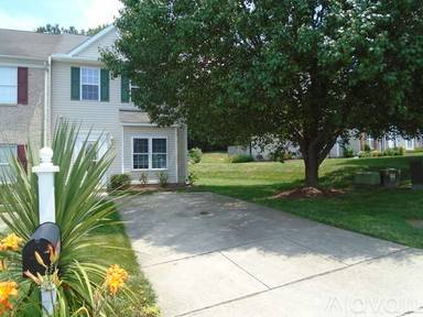 Main picture of 8513 Bratt Ave