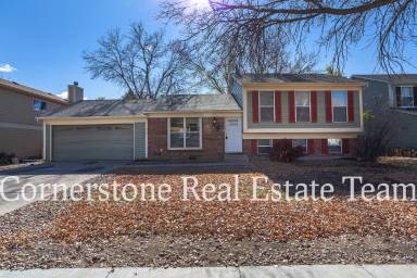 Main picture of 5225 W Old Farm Cir
