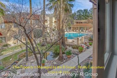 Main picture of 5750 N Camino Esplendora