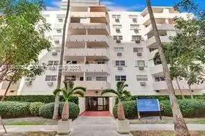 Main picture of 505 NE 30th St