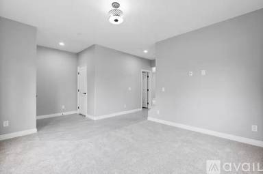 Main picture of 2165 Westwood St