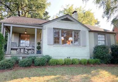 Main picture of 521 Poinciana Dr