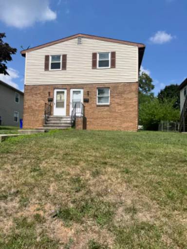 Main picture of 223 Wakefield Rd