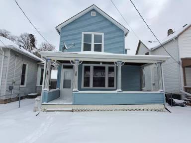 Main picture of 421 N 7th St