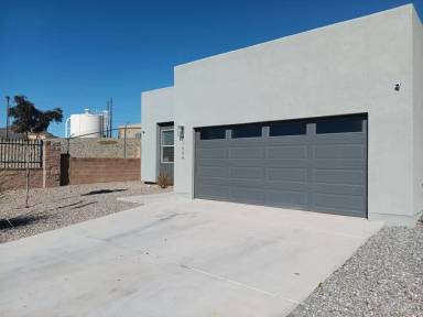 Main picture of 1884 Camino Rustica SW