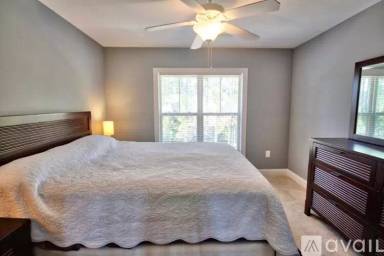 Main picture of 90 Cypress Cir