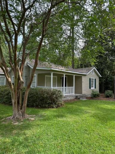 Main picture of 508 W Alden Ave