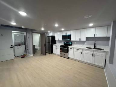 Main picture of 313 D St