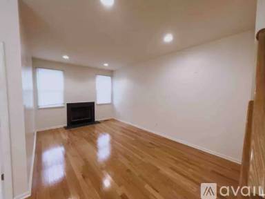 Main picture of 408 Birch Ct