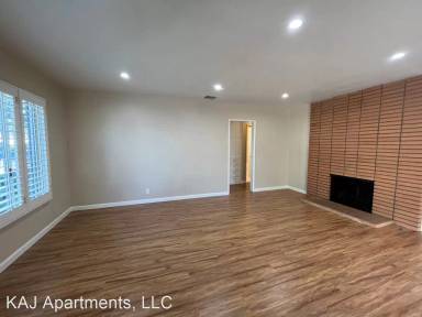 Main picture of 13836 Cohasset St