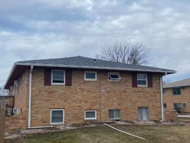 Main picture of 114 NW College Ave