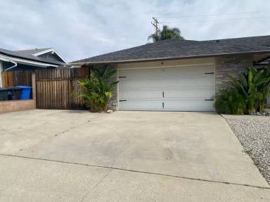 Main picture of 2784 Wanda Ave