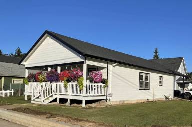 Main picture of 302 Jersey St