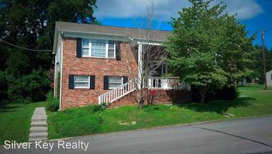 Main picture of 202 S Hill St