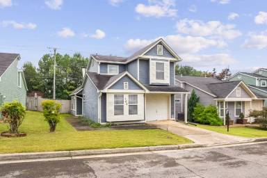Main picture of 102 Briargate Ln