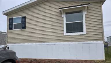 Main picture of Holiday Mobile Home Court