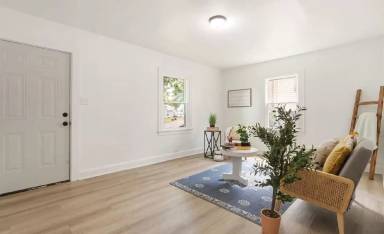 Main picture of 223 Rocklawn Ave