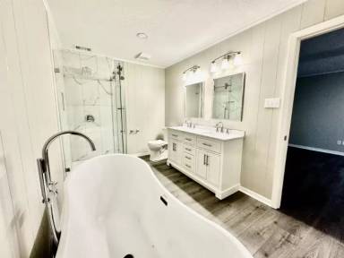 Main picture of 203 Birch St
