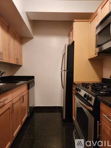 Main picture of 247 W 87th St