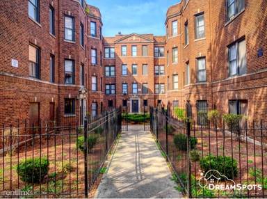 Main picture of 7600 S Essex Ave