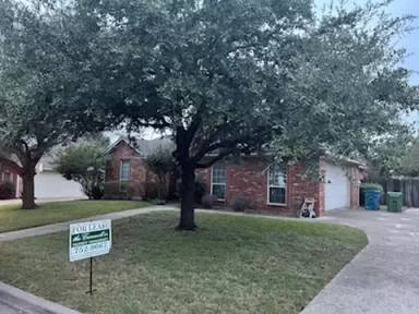 Main picture of 208 Keswick Dr