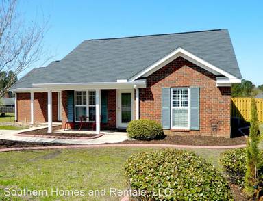 Main picture of 405 Starling Ct