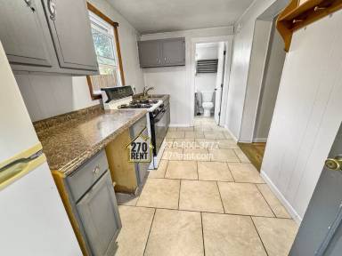 Main picture of 406 1/2 Park Ave