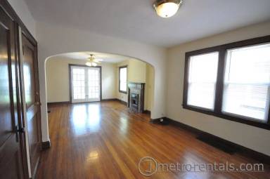 Main picture of 2620 Indianola Ave