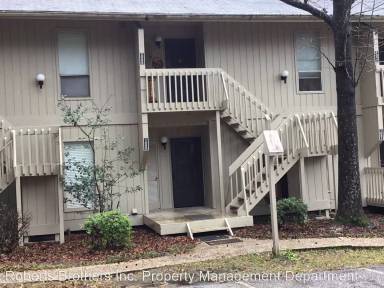 Main picture of 1088 Seacliff Dr N