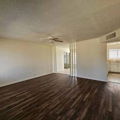 Main picture of 2549 W 21st Pl