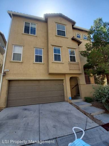 Main picture of 1280 Little Boy Blue Ave