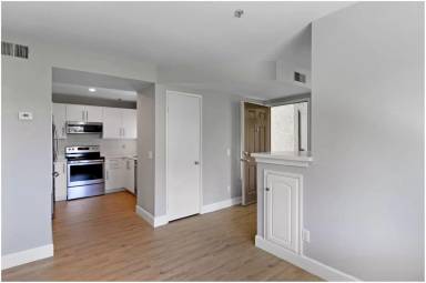 Main picture of 32 Corniche Dr