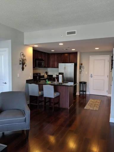 Main picture of Riverside on the James Condominiums