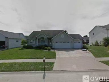 Main picture of 1010 28th Ave