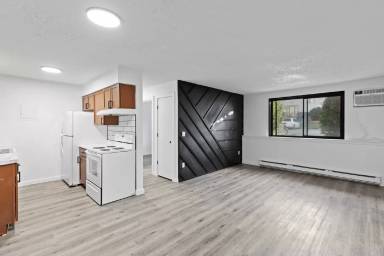 Main picture of Maple Leaf Apartments