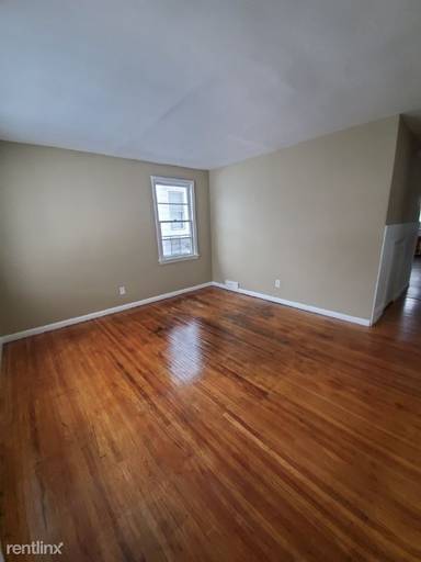 Main picture of 81 Newcomb St