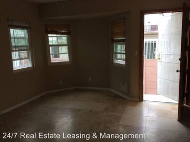 Main picture of 1057 W 101st St