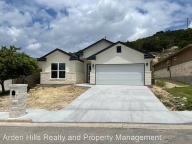 Main picture of 1120 Norfolk Ln