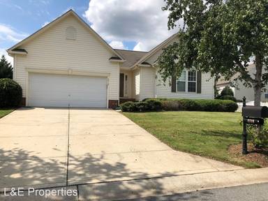 Main picture of 2719 Shannon Dr