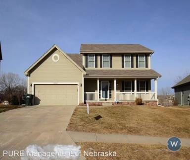 Main picture of 6722 N 153rd St