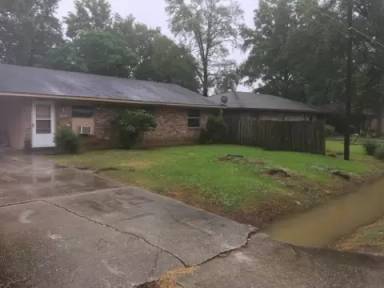 Main picture of 725 Tanglewood Dr