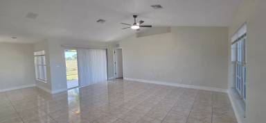 Main picture of 1214 NE 18th Pl