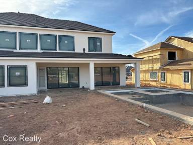 Main picture of 671 E Arina Way