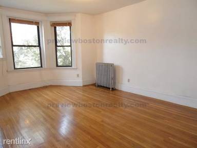 Main picture of 1258 Commonwealth Ave