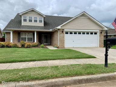 Main picture of 226 Silver Breeze Ct