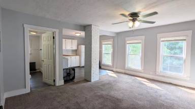 Main picture of 25 Grove St