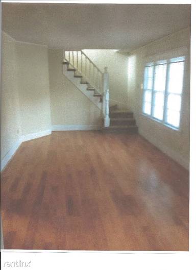 Main picture of 581 N Euclid Ave