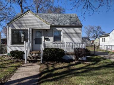 Main picture of 2106 Richmond Ave