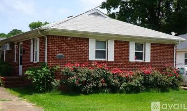 Main picture of 1333 E Balview Ave