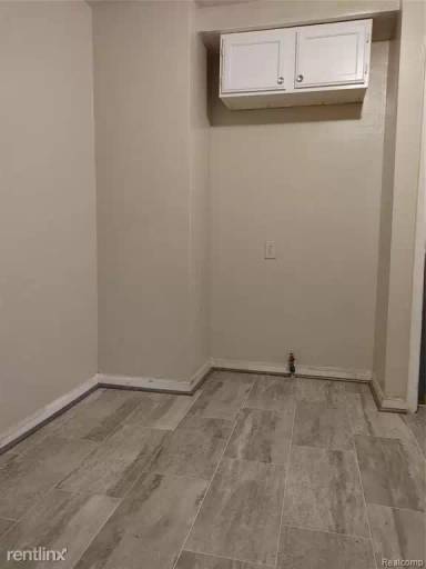Main picture of 7330 Woodmont Ave